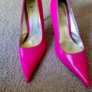 Pink pumps